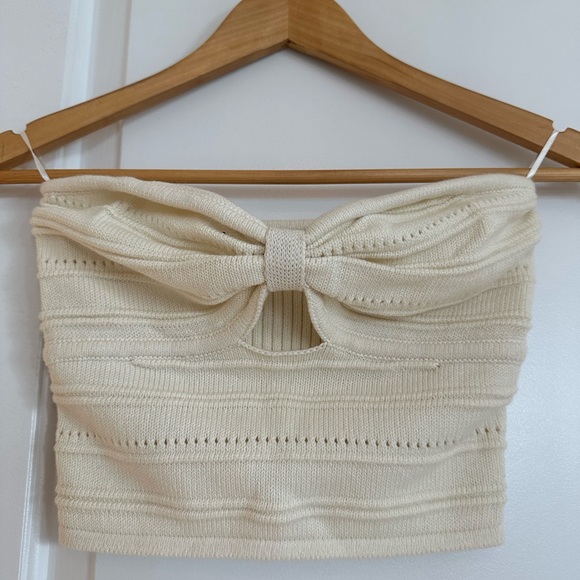 DYNAMITE Crochet Cropped Strapless Top Size Medium - Picture 1 of 3